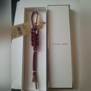 New Michael Kors Knoted Tote/Key Charm With Gift Box NWT  8" 1/2